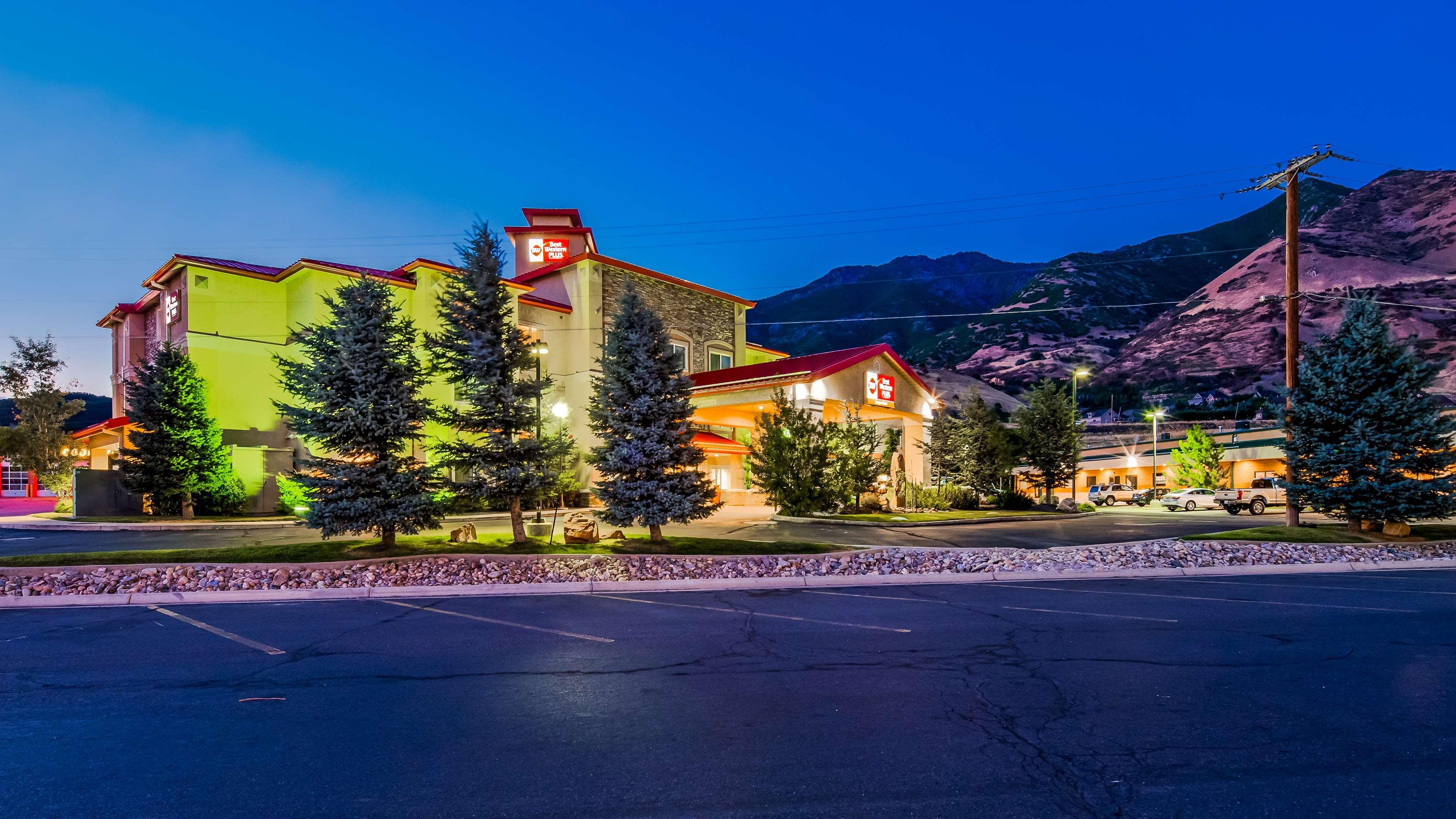 Best Western Plus Canyon Pines Ogden Esterno foto